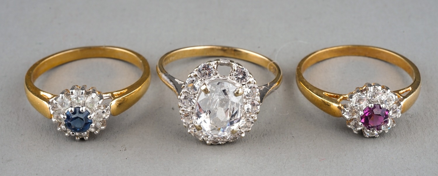 A 9ct yellow gold and clear paste dressing ring, size Q, gross weight approx 3g; together with two - Image 2 of 8
