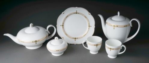 A Villeroy & Boch Paloma Picasso Montserrat bone china part tea and coffee service (12 cups, plates,