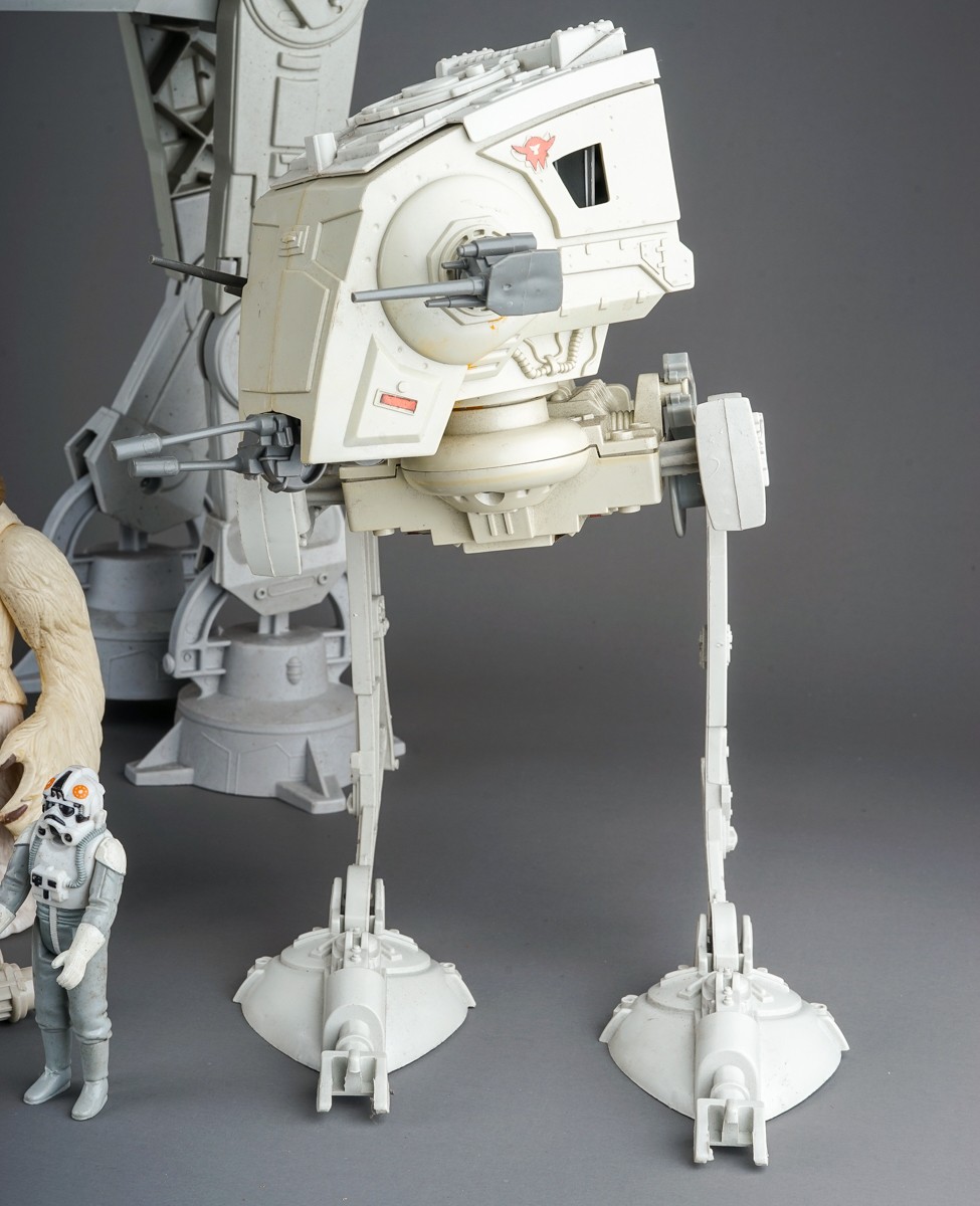 Star Wars 1980's vehicles and figures including AT-AT, AT-ST, Wampa, Taun Taun, Han Solo (Hoth) - - Image 8 of 9