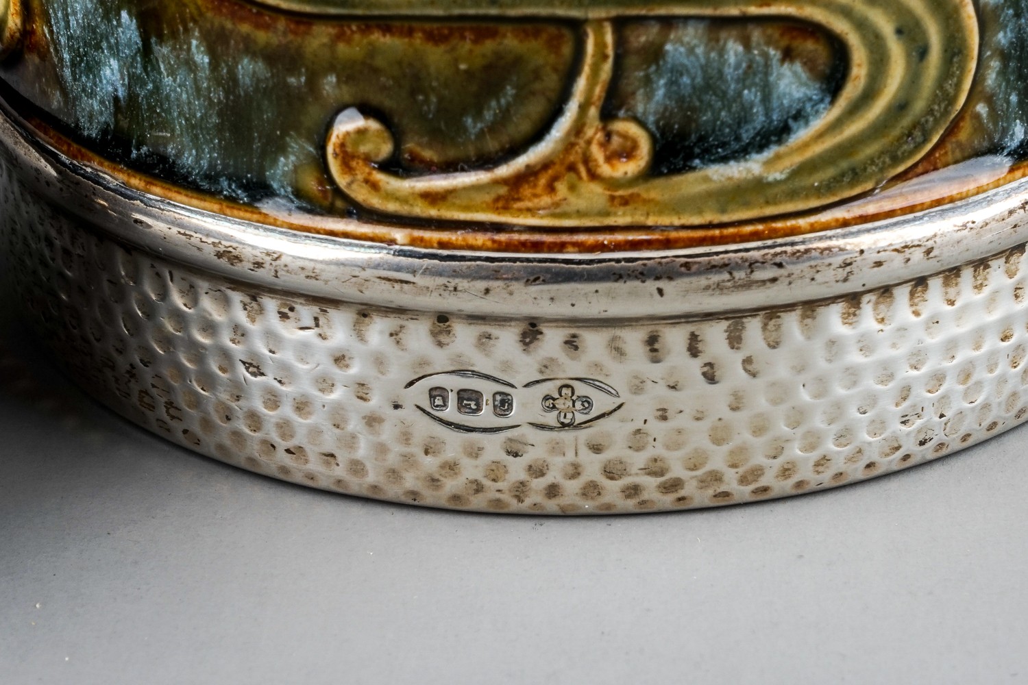 An Art Nouveau Royal Doulton silver-mounted cylindrical tobacco jar and cover, raised sinuous floral - Image 5 of 6