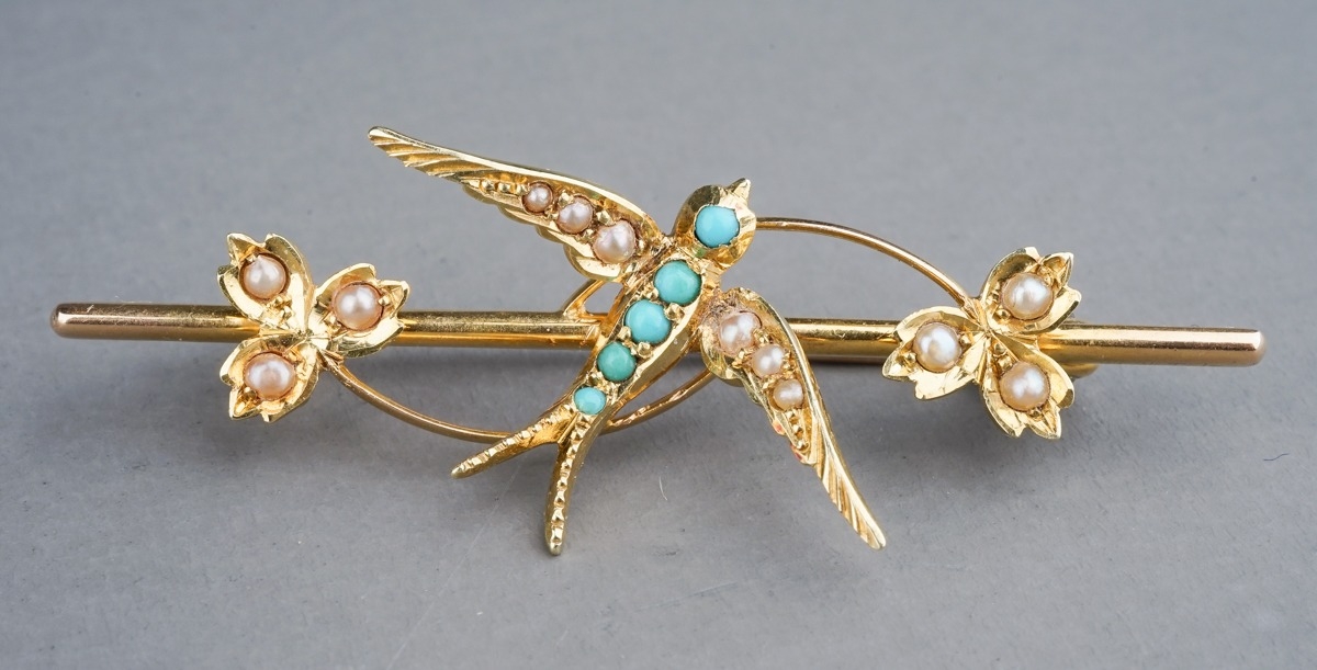 A Victorian yellow gold turquoise and pearl star brooch/pendant, hinged pin and pendant loop, approx - Image 5 of 8
