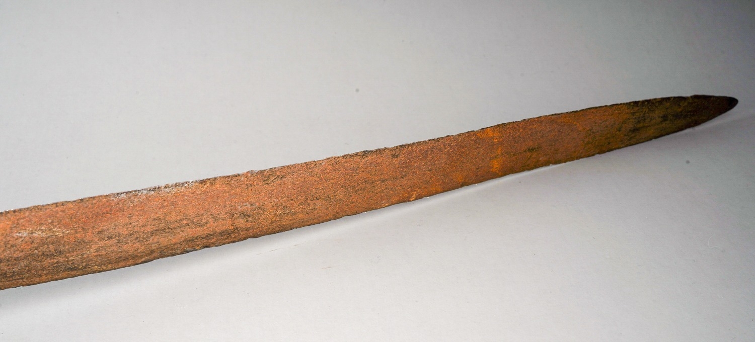 English Civil War mortuary sword circa 1645. Armoury markings to the blade. The hilt with - Image 4 of 6