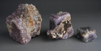 Three pieces of purple crystal specimens, 5cm / 8cm / 9cm (3)