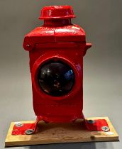 Railwayana: an LNER double sided level crossing gate lamp with both lenses, approx 46cm high