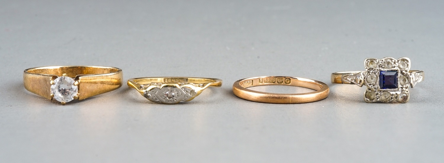 An Edwardian 18ct yellow gold and diamond chip ring, approx 1.7g (af); three 9ct gold rings, two set - Image 3 of 11
