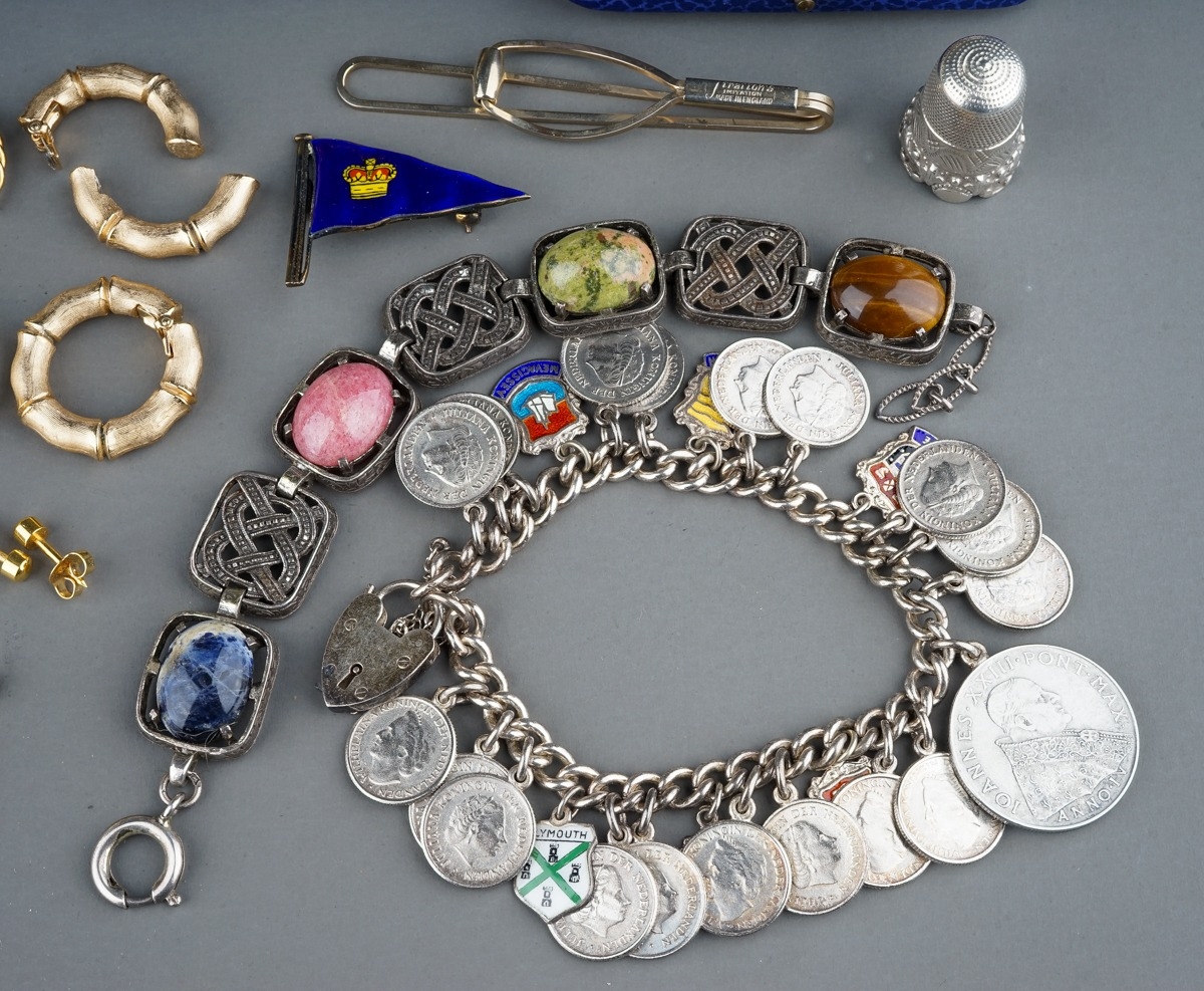 Costume jewellery, including a white metal Scottish style bracelet set with hardstones, stamped ' - Image 5 of 5