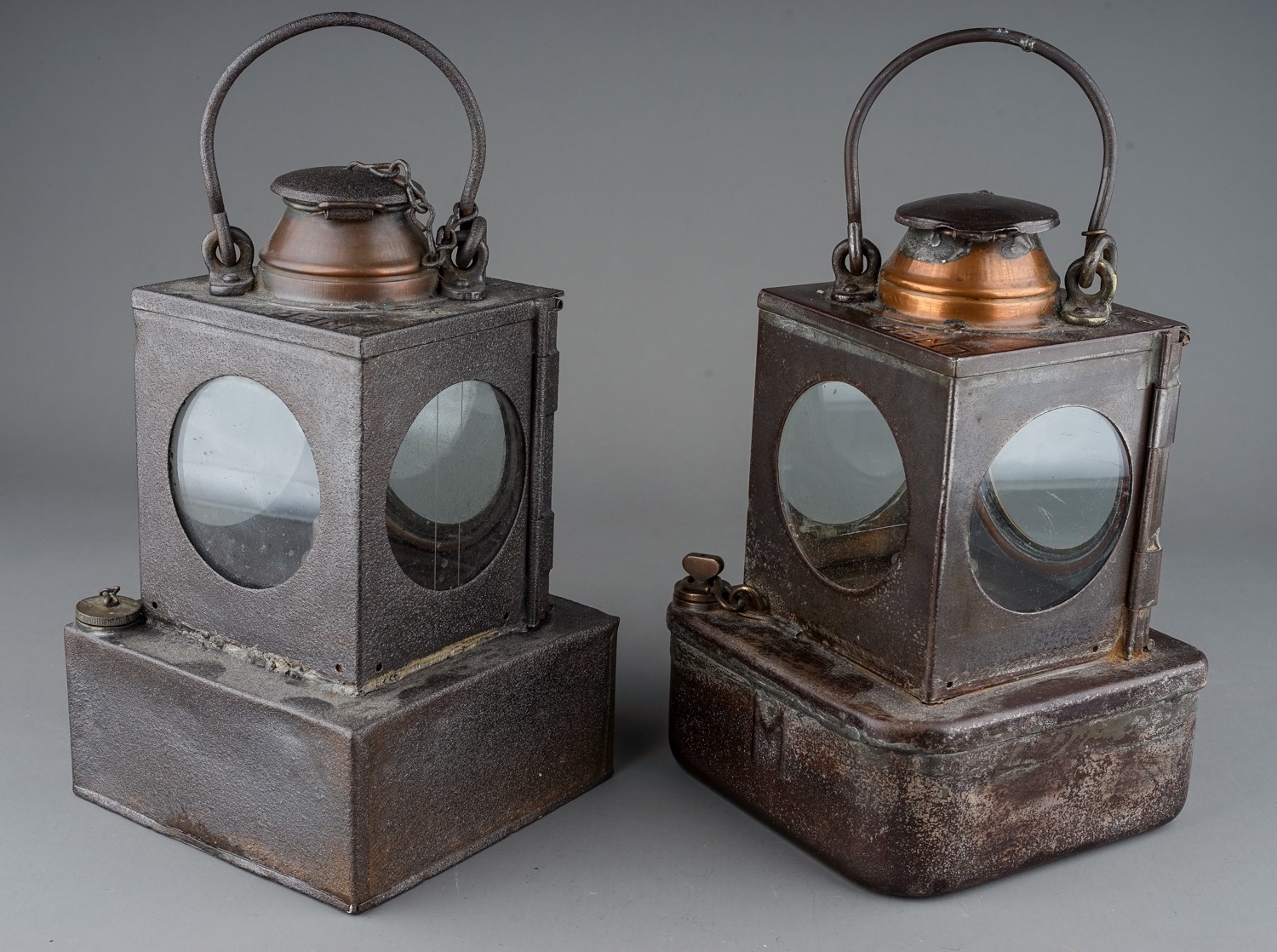 Two British Rail LNER (Eastern) Welch Patent railway lamps, Reg No 711205, approx 23cm high (2)