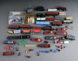 A box of N gauge bits and pieces including some rolling stock