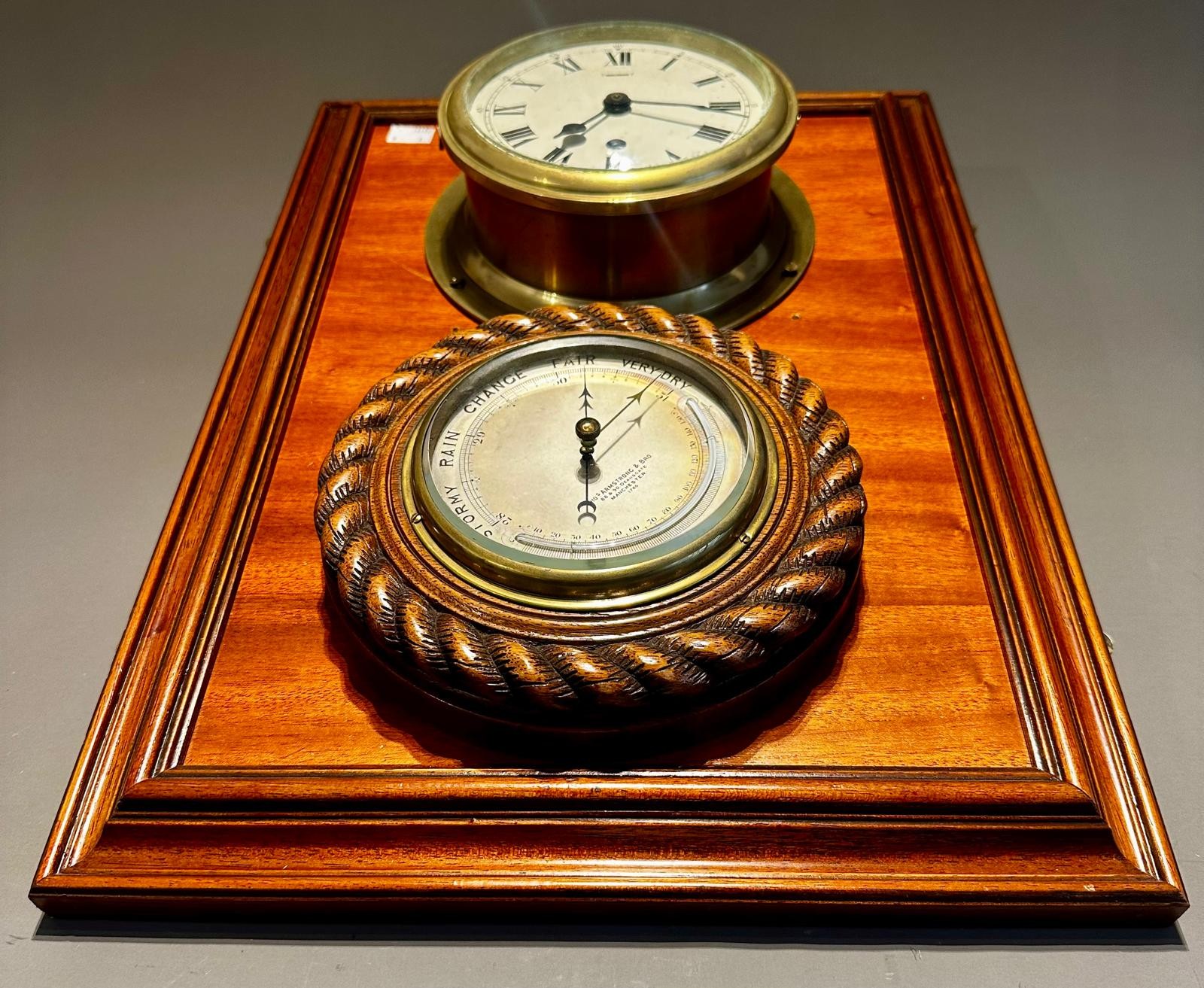 A mounted brass Ship's clock and wooden mounted barometer together with a Modern brass and green - Image 2 of 3