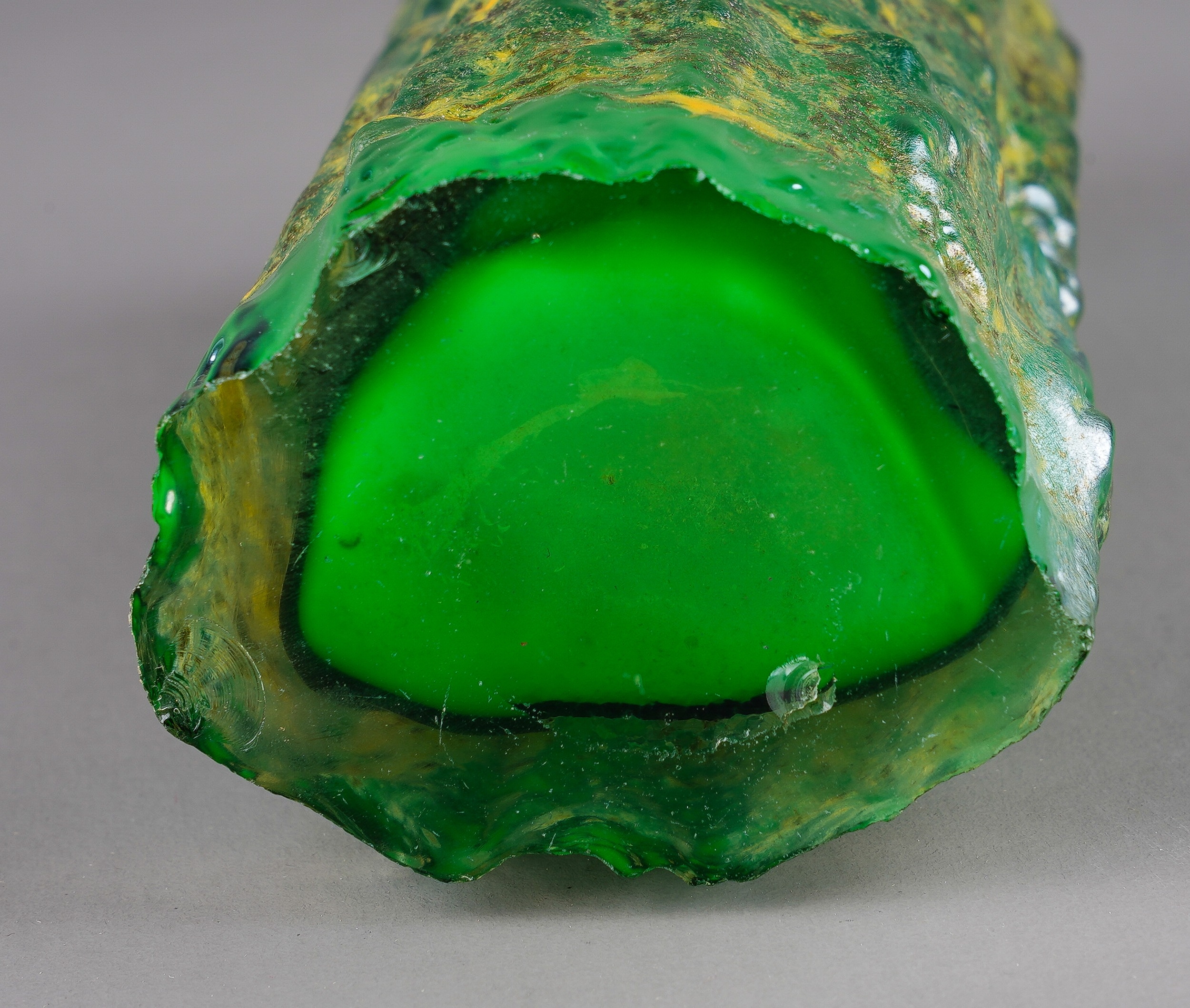 A green lustre glass textured bark vase in the manner of Geoffrey Baxter for Whitefriars, approx - Image 3 of 3
