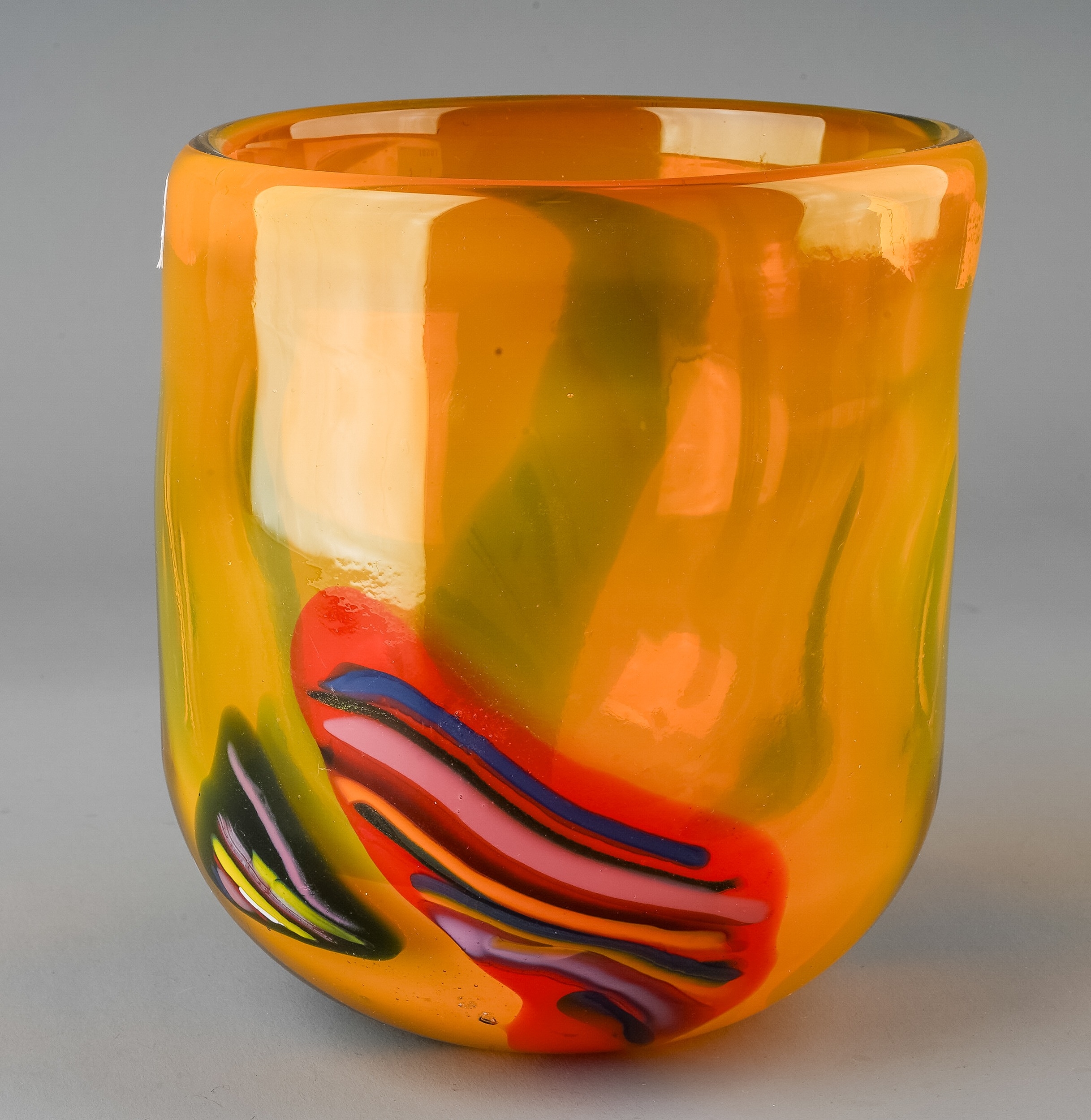 An amber studio glass vase, signed 'dale D.C glass' to underside, approx 16.5cm high - Image 2 of 3