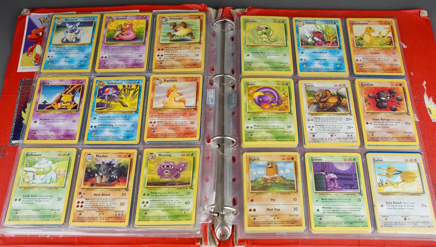 Pokemon: a collection of approx 126 cards - see photographs for details (Q - 1 folder)