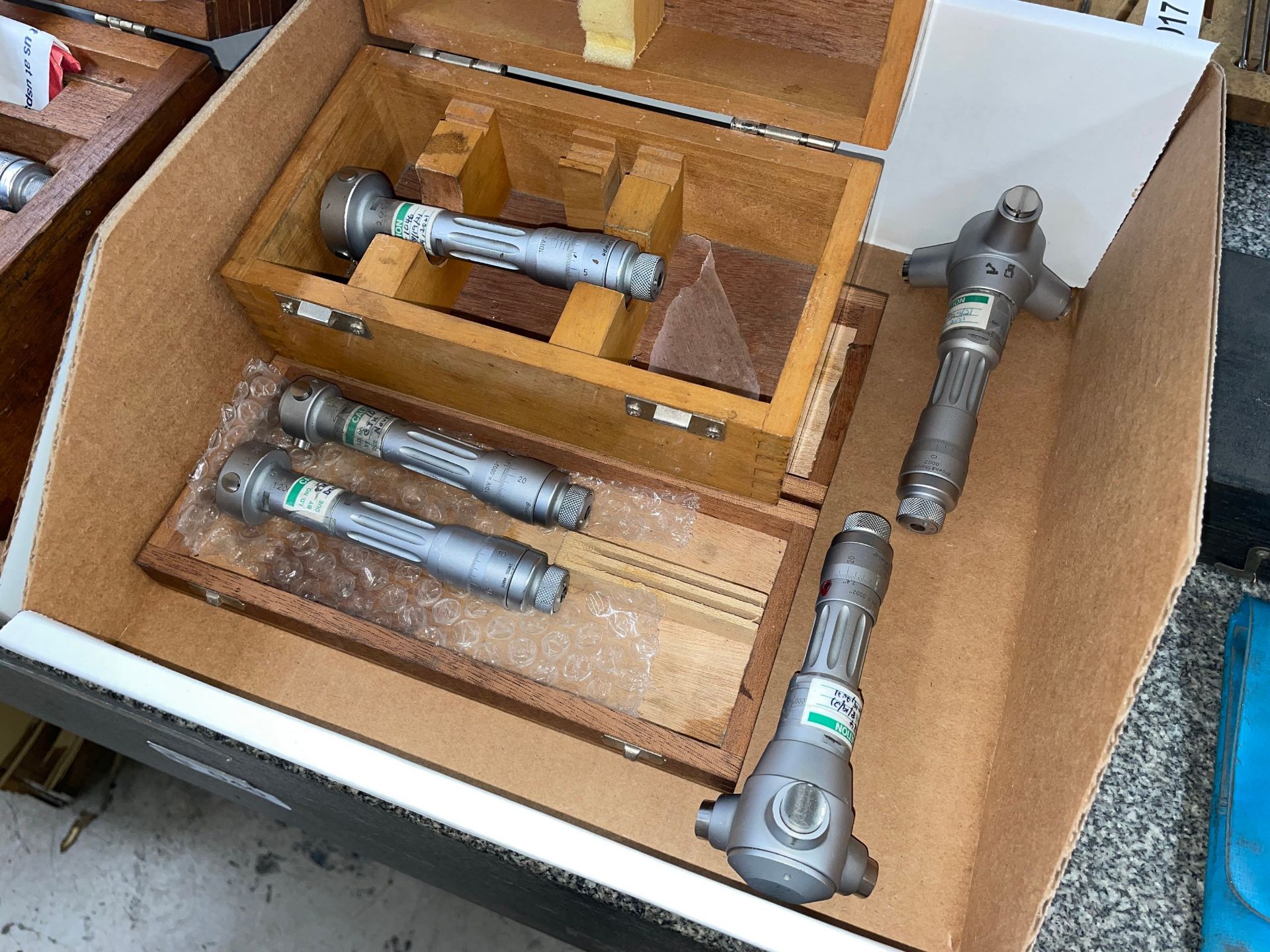 Lot with Various Internal Micrometers