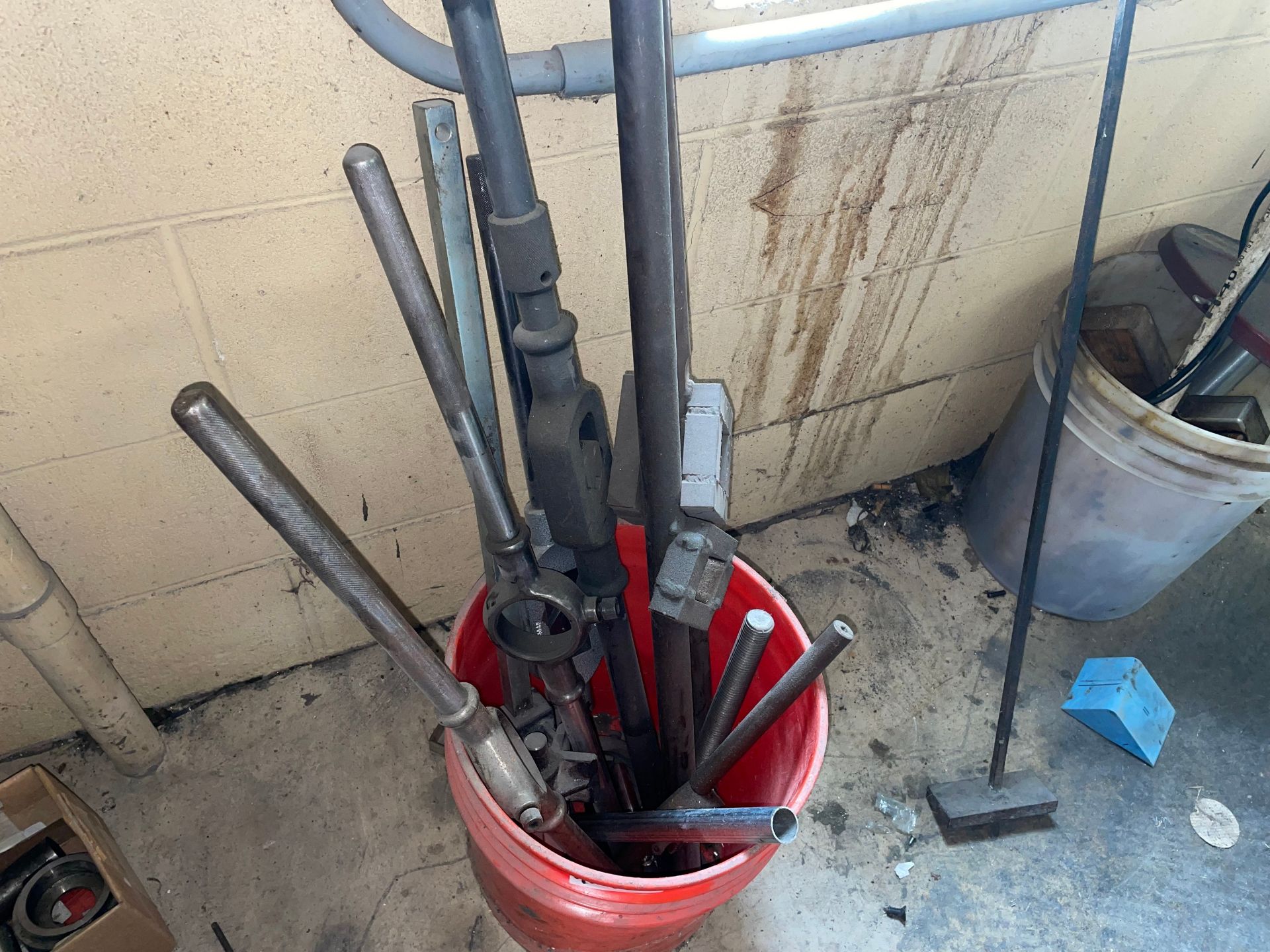 Bucket with Various Thread Making Tools and Ratchets
