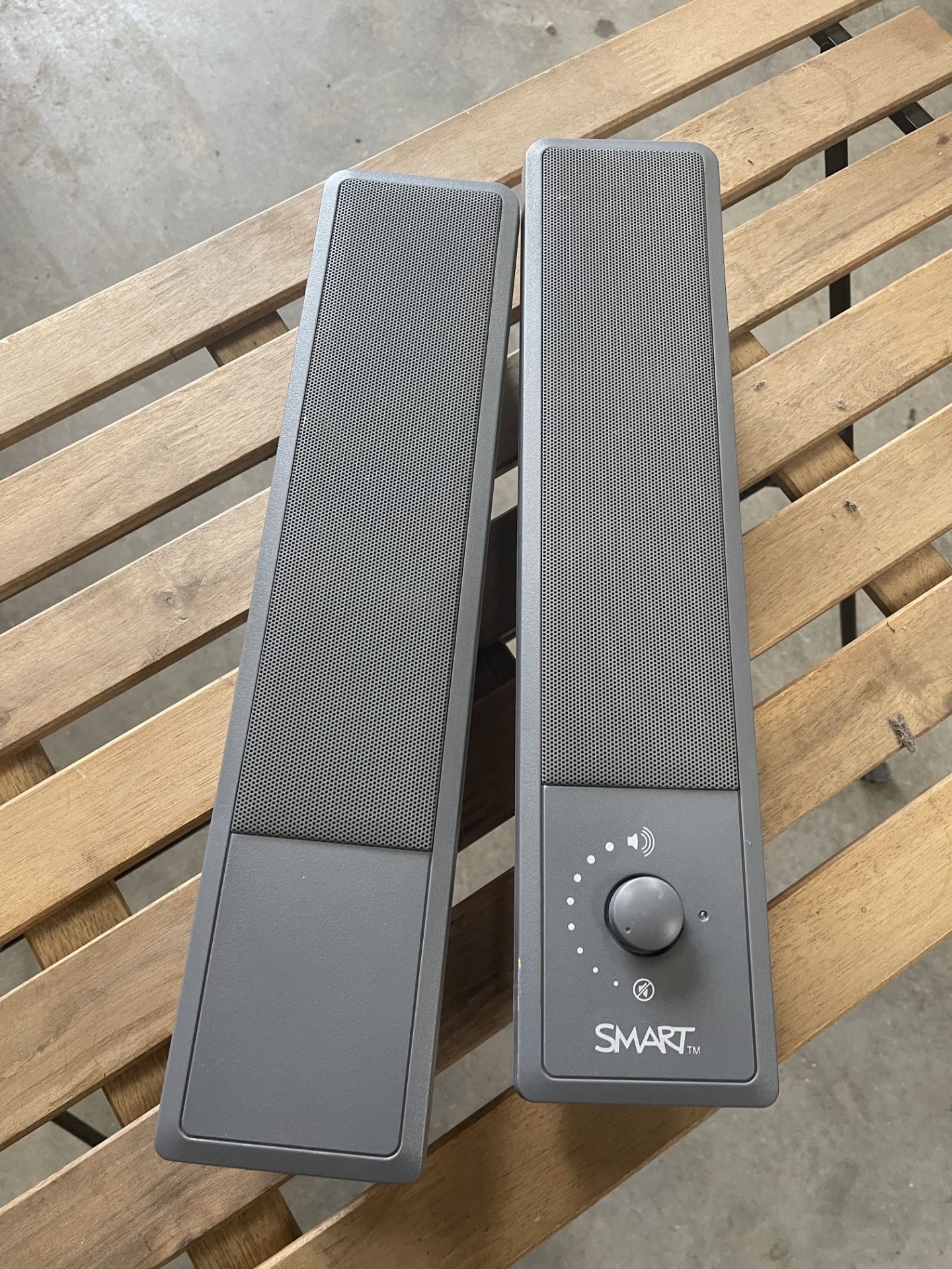 2 x Smart Speaker SBA V