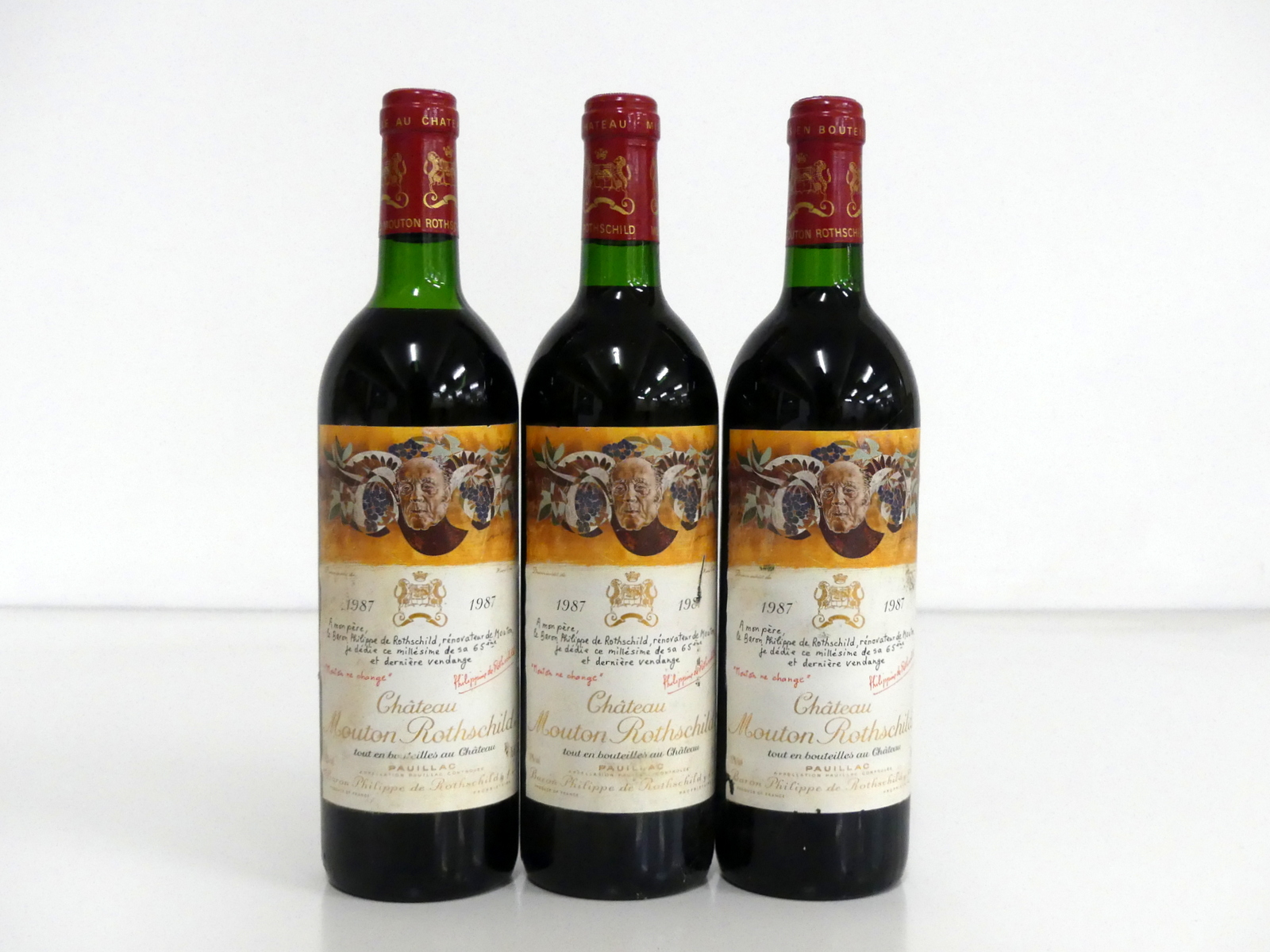 V 3 bts Ch. Mouton-Rothschild 1987 Pauillac, 1er Cru Classé, 2 i.n, 1 ts, vsl stl, Hans Erni