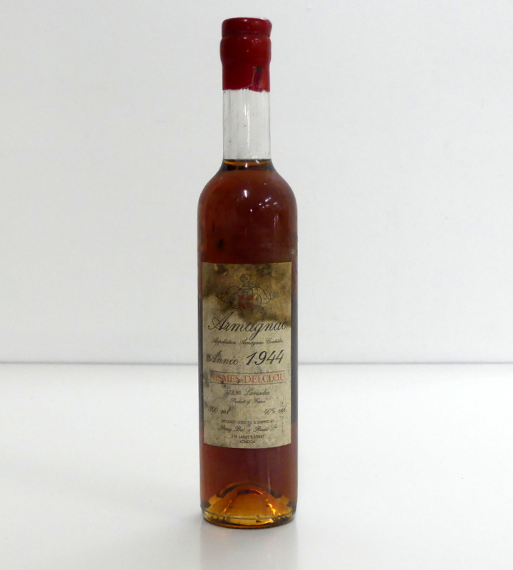 1 50-cl bt Nismes-Declou Armagnac Année 1944 bs, chipped wax