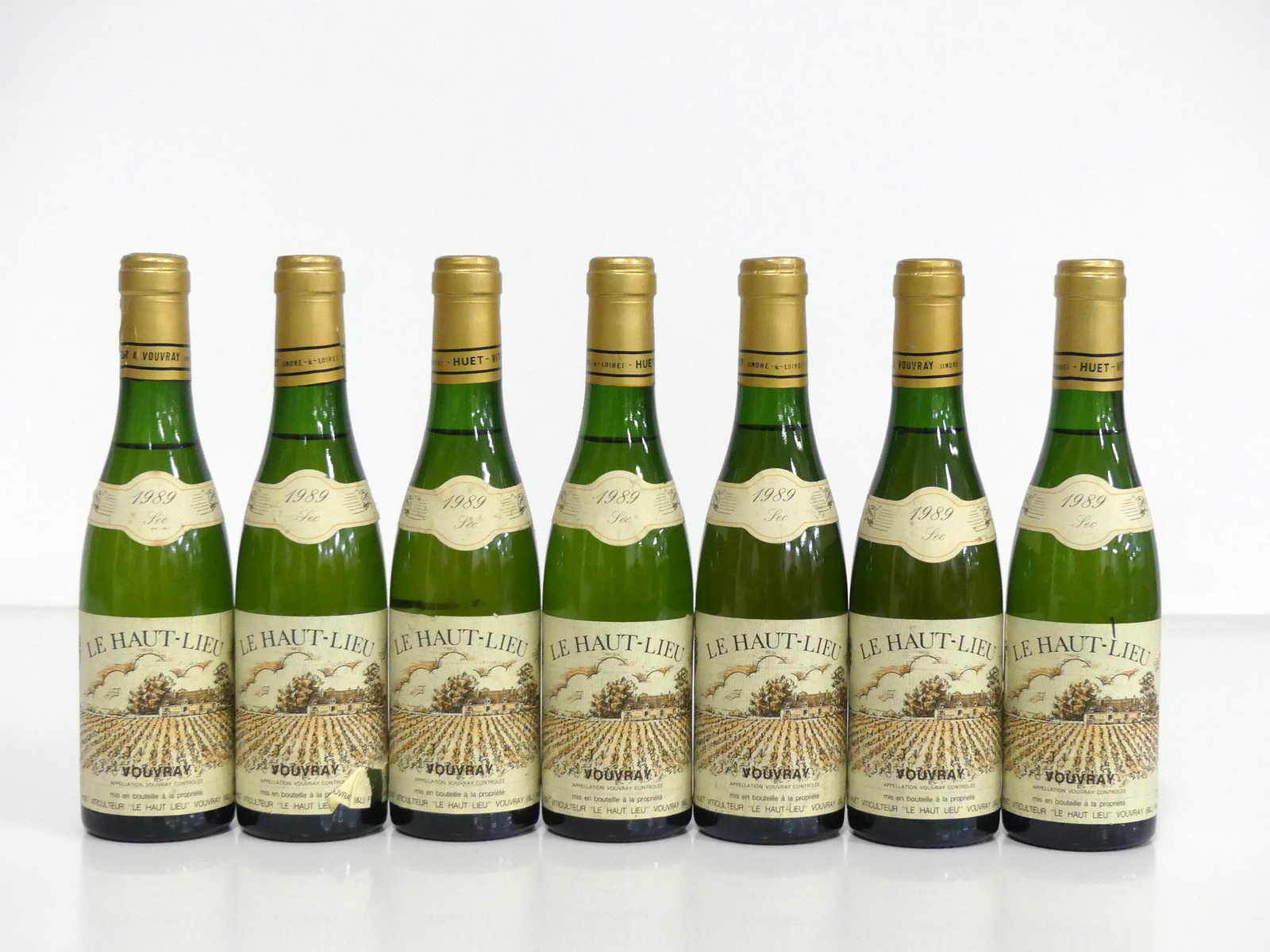 7 hf bts Vouvray Le Haut-Lieu Sec 1989 S A Huet ts, 1 sl torn label