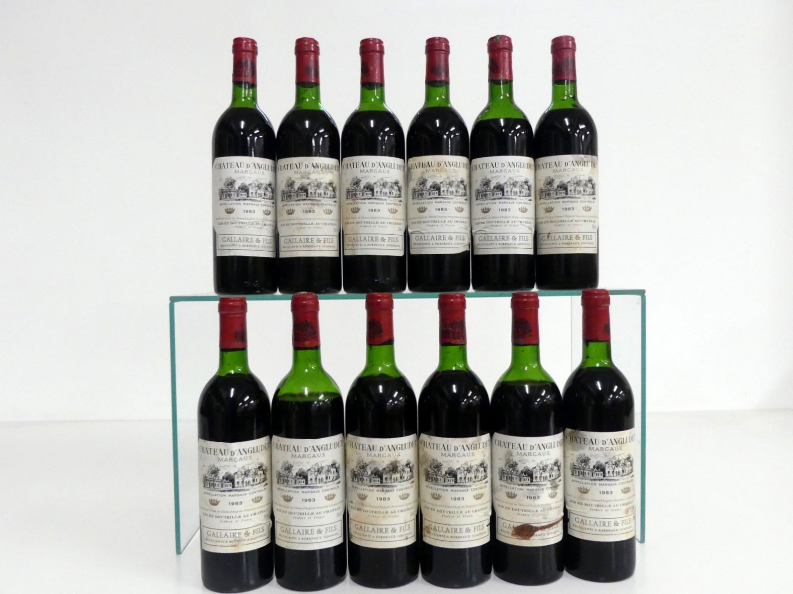 12 bts Ch. d'Angludet 1983 owc Cantenac (Margaux) Cru Bourgeois Exceptionnel, 1 ts, 5 us, 4 ms, 1