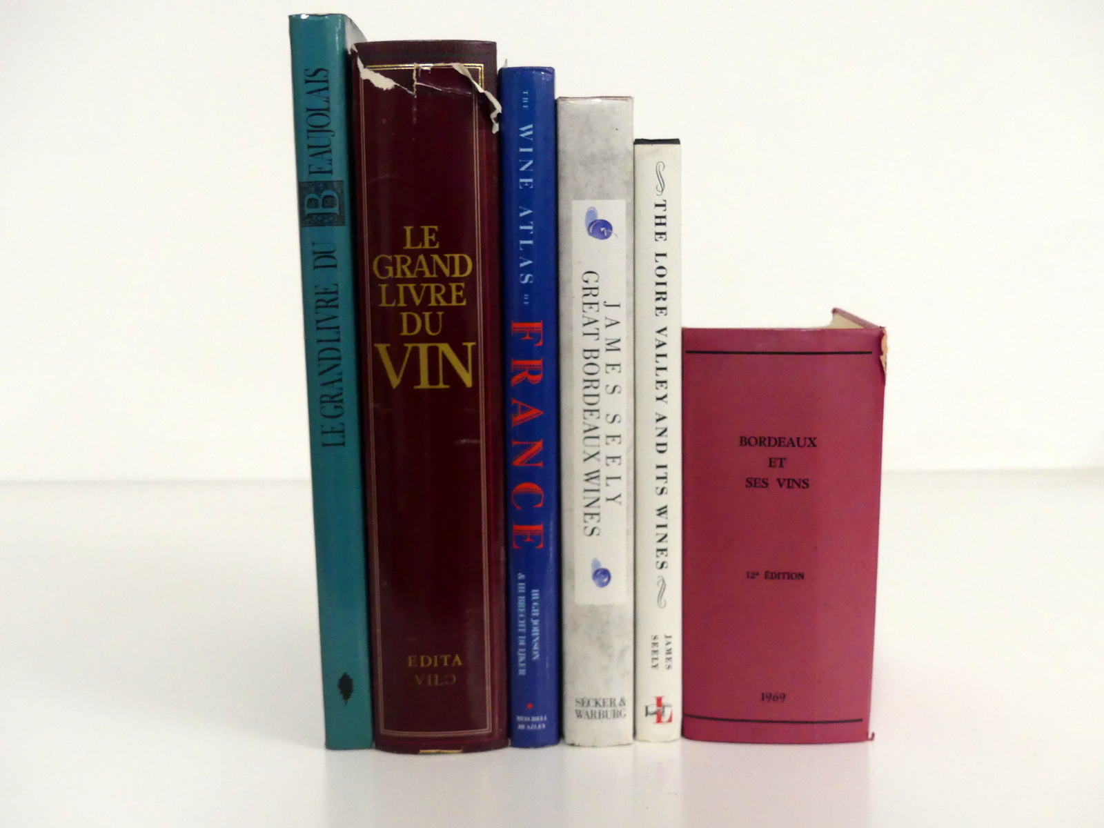 A Selection of 6 Books: Bordeaux et ses Vins, Feirret et Fils, Bordeaux 1969 Le Grand Livre du