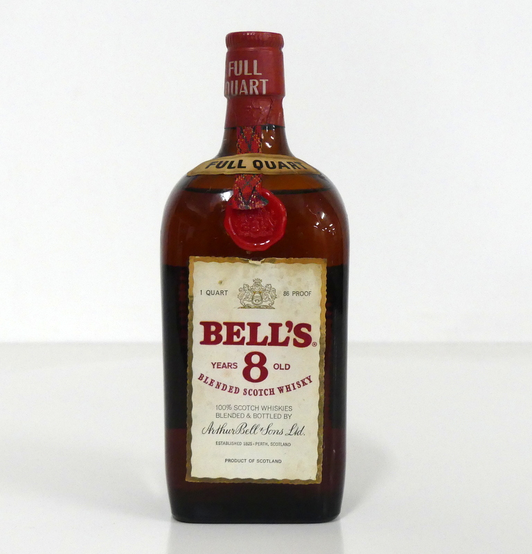 1 quart bt Bells 'Full Quart' 8YO Blended Scotch Whisky 86° proof aged label