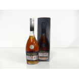 1 70-cl bt Remy Martin V.S.O.P. Fine Champagne Cognac Limited Edition by Vincent Leroy 40% oc