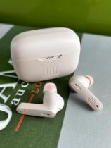 JBL Wireless Headphones-Ex Display Examples