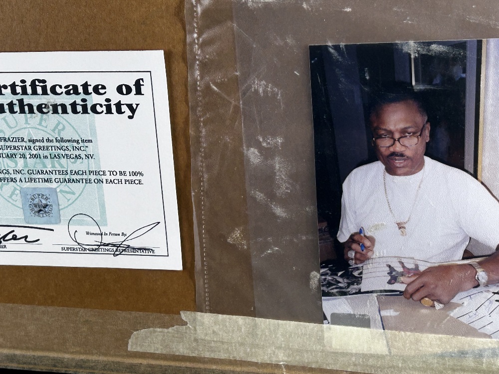 Joe Frazier Vs Muhammad Ali Heavyweight Champion Signed Picture - Image 7 of 7