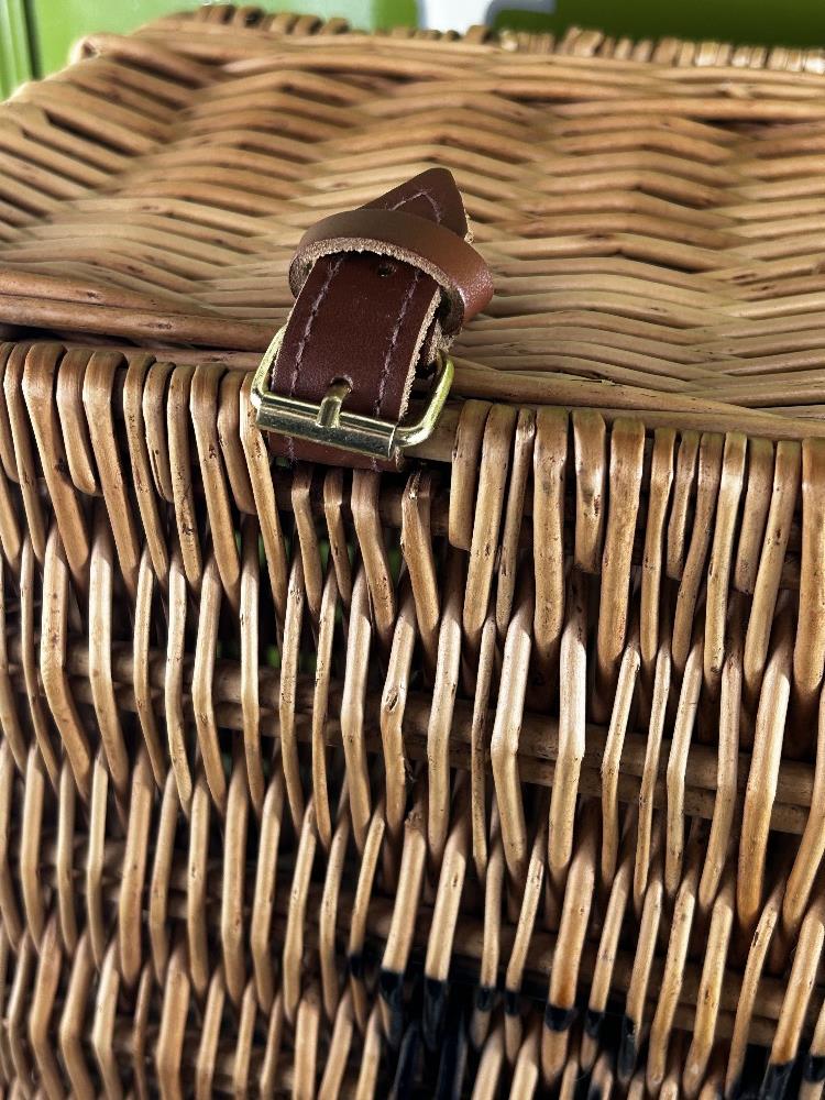 F&M Wicker Hamper With Leather Straps - Image 2 of 5