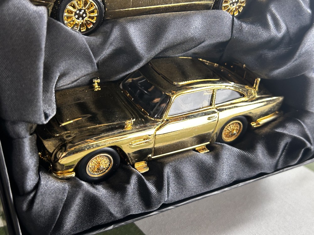 SOLD VIA BUY IT NOW-PLEASE DO NOT BID- Corgi Gold Plated James Bond - Aston Martin DB5 & V12 - Image 6 of 8