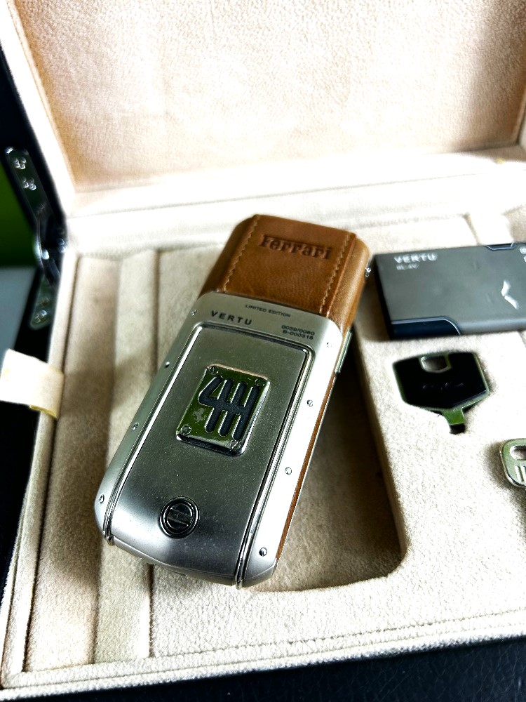 Vertu Ferrari Titanium Ltd Edition Official Phone - Image 3 of 7