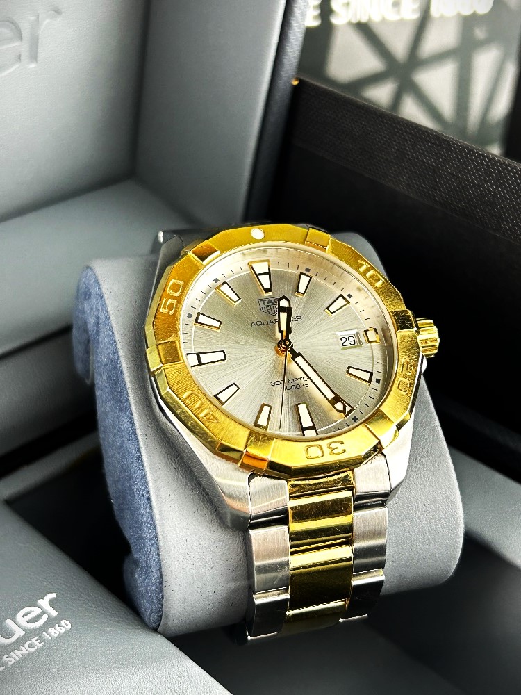 Tag Heuer Aquaracer 42 mm Gold Edition 300m