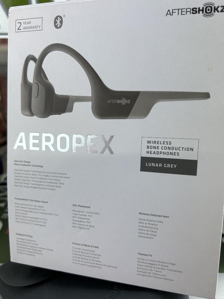Aeropex Professional Sports Ear Phones Rrp £129 - Image 4 of 6