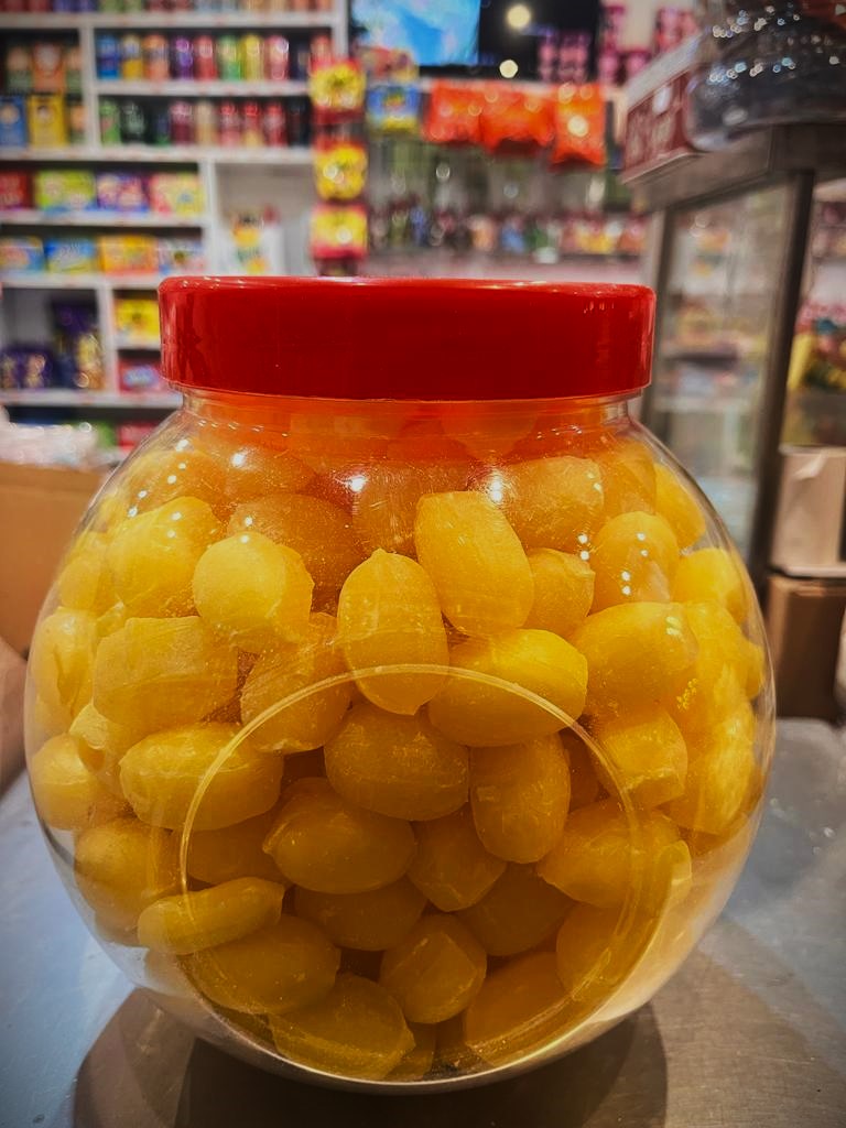Sweet Shop Authentic Sherbet Lemons 2.5KG Jar