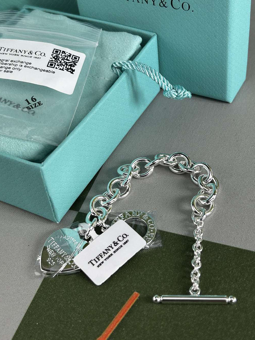 Tiffany &#038; Co&#8221; Return To&#8221; Heart Bracelet - Image 3 of 5