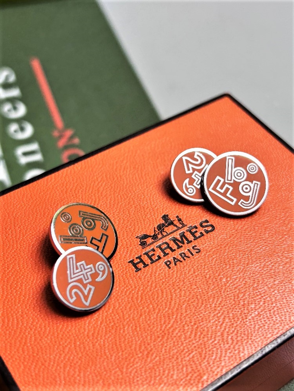 Herme&grave;s Paris Serie Orange Edition Cufflinks-Unused Examples