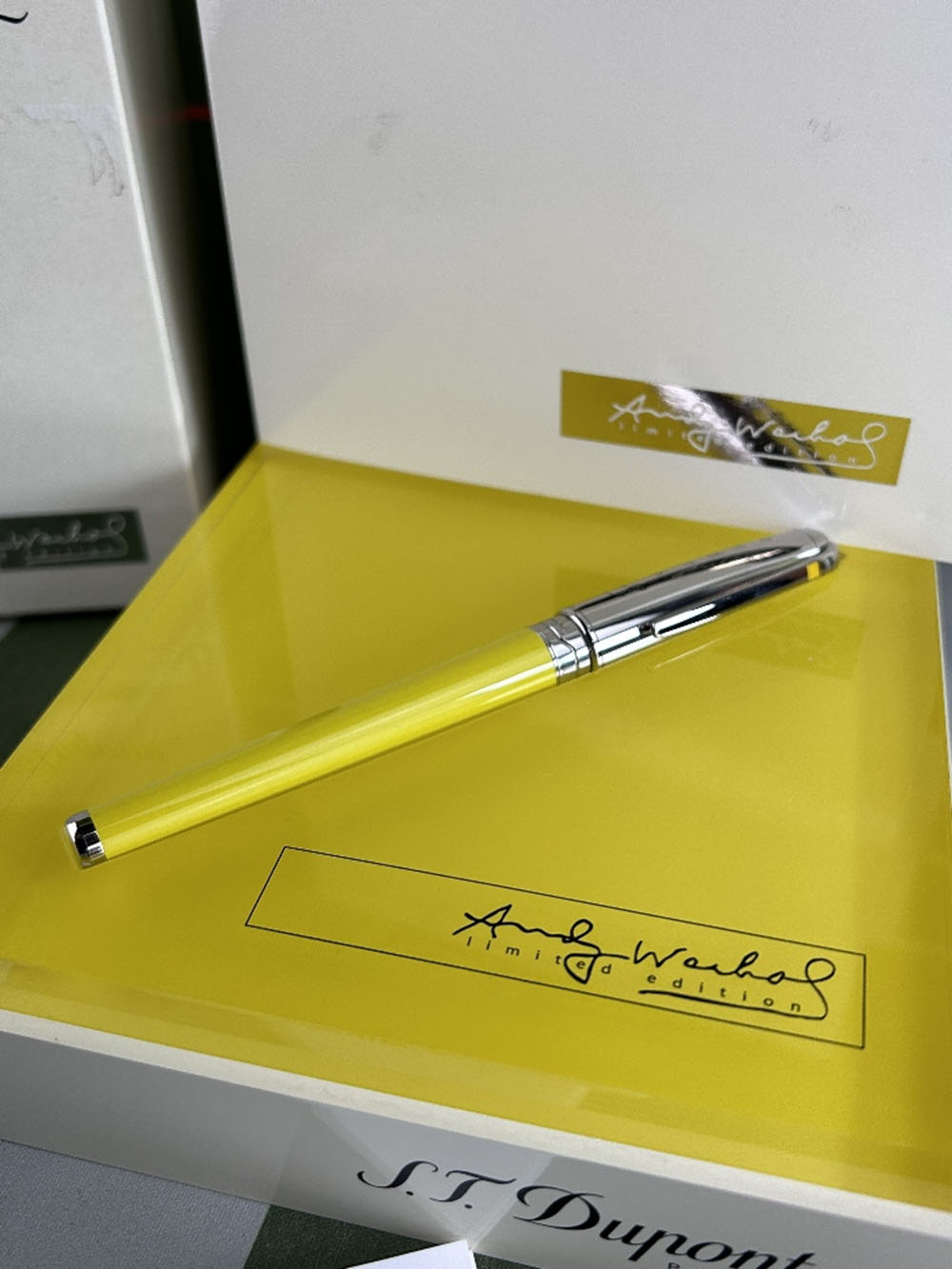 Rare St Dupont Andy Warhol Fountain Pen Yellow Box &#038; Papers 18ct Gold Nib - Image 9 of 13