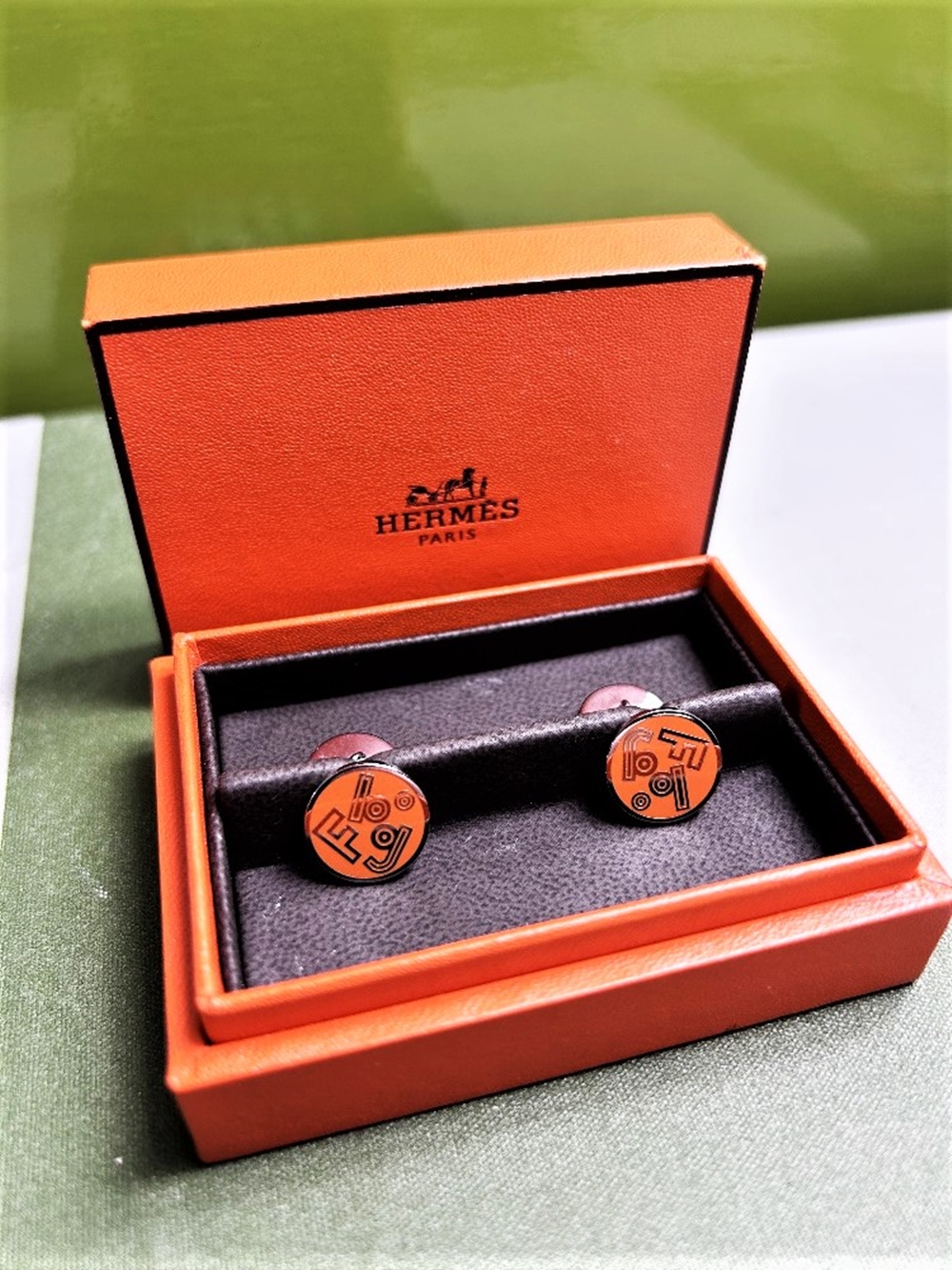 Herme&grave;s Paris Serie Orange Edition Cufflinks-Unused Examples - Image 3 of 5