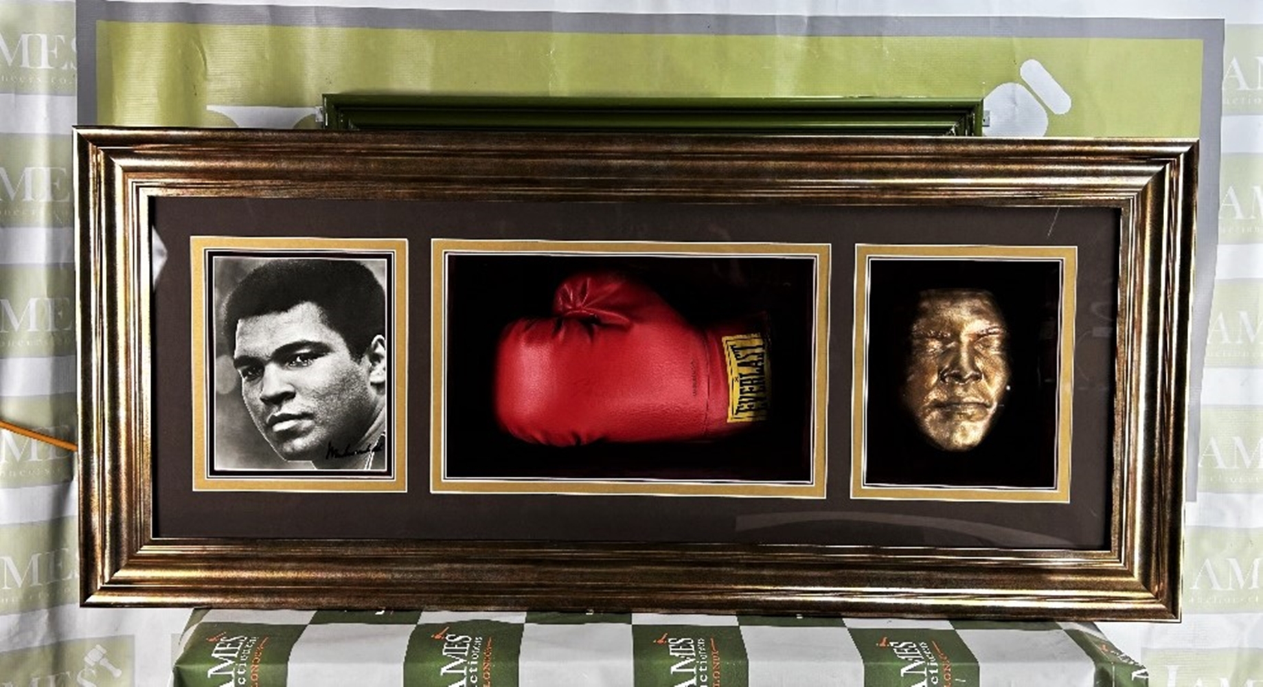 Muhammad Ali Signed Montage &#8211; Everlast Glove/Picture and Dipped Gold Face Cast - Image 2 of 11
