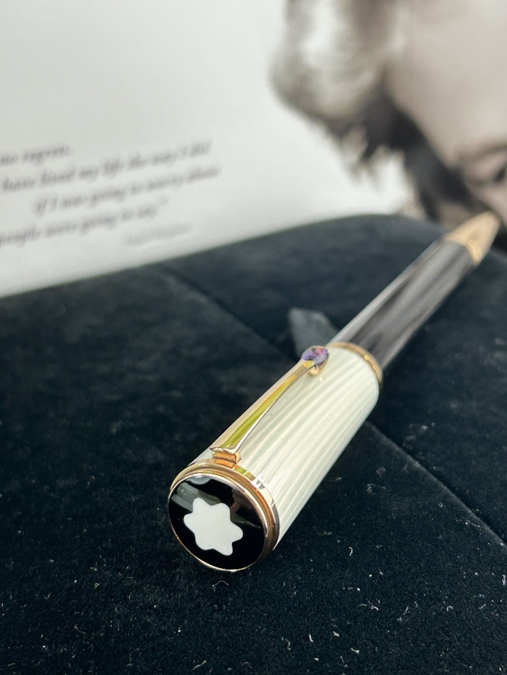 Montblanc Special Edition Ingrid Bergman La Donna Ballpoint Pen Amethyst Gem - Image 5 of 11