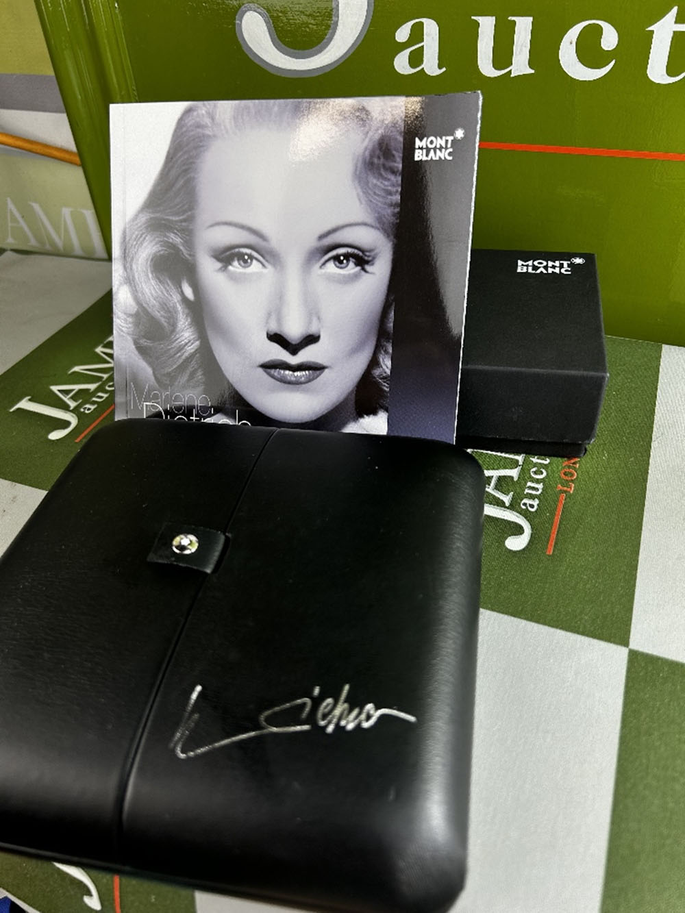 Montblanc Special Edition Marlene Dietrich Fountain Pen-18k Nib - Image 5 of 7