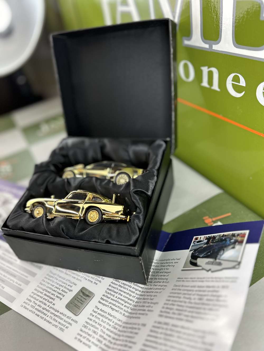 James Bond 007 Special Edition 40th Anniversary Gold Aston Martin`s - Image 6 of 7