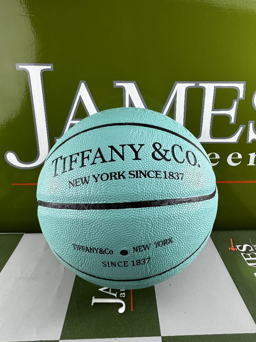 Tiffany &#038; Co Full Size Basketball-Size 7 &#8211; Unused Example - Image 3 of 4