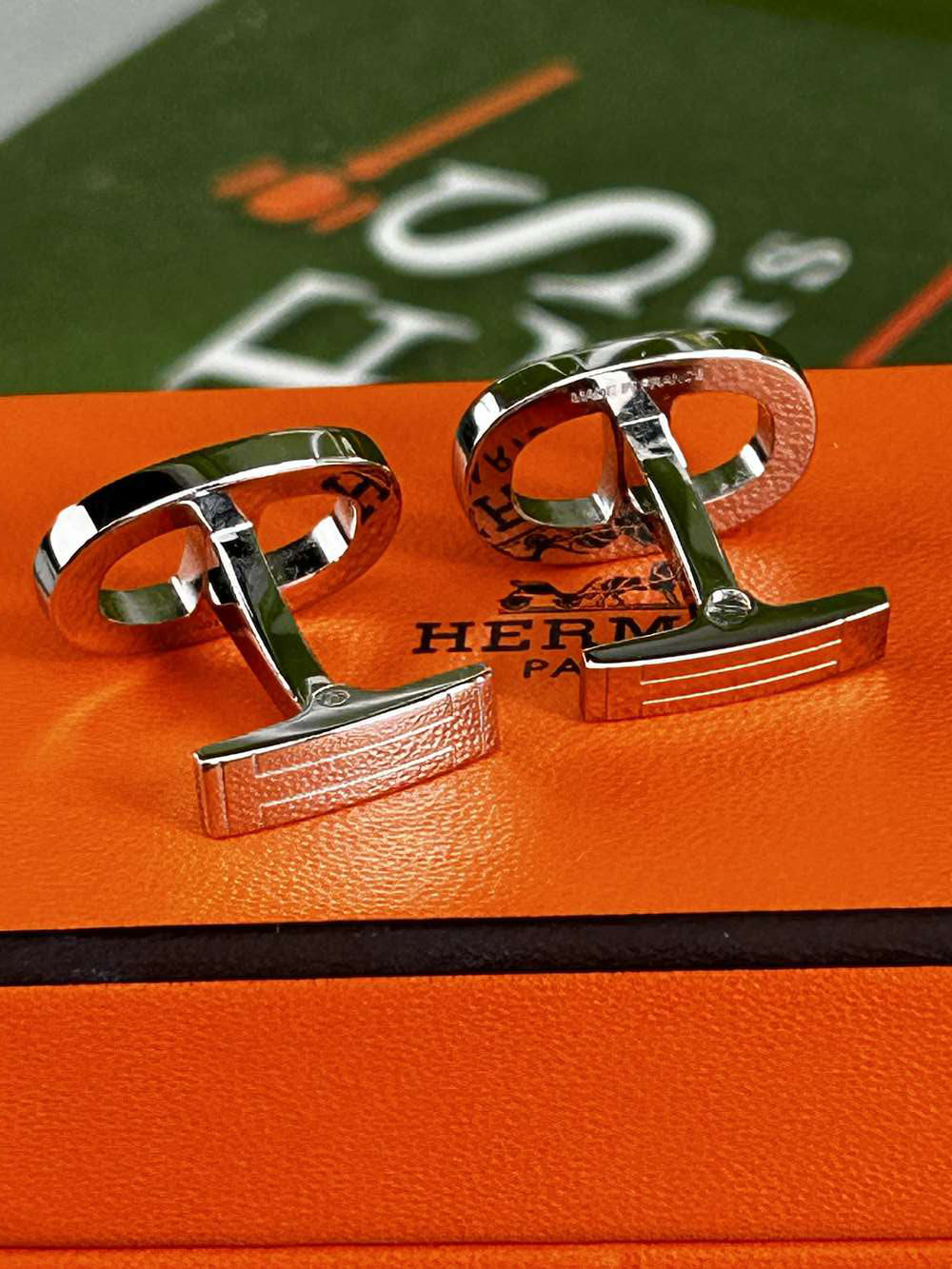 SOLD VIA BUY IT NOW-PLEASE DO NOT BID-Hermes Paris Chaine Dancre Enamel Cufflinks - Bild 2 aus 6