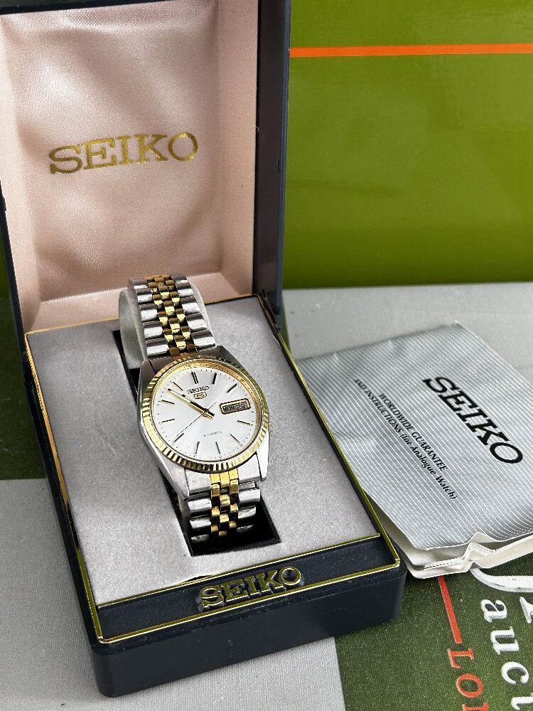 Seiko 5 Automatic Vintage Watch
