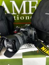 Nikon d7000 Camera Body +18-200mm DX Lens- Plus Extras