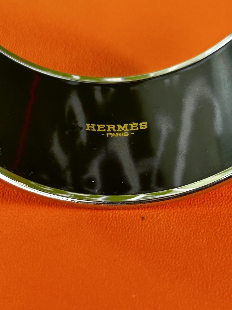Hermes Paris Wide Enamel Monogram Bracelet - Image 4 of 6
