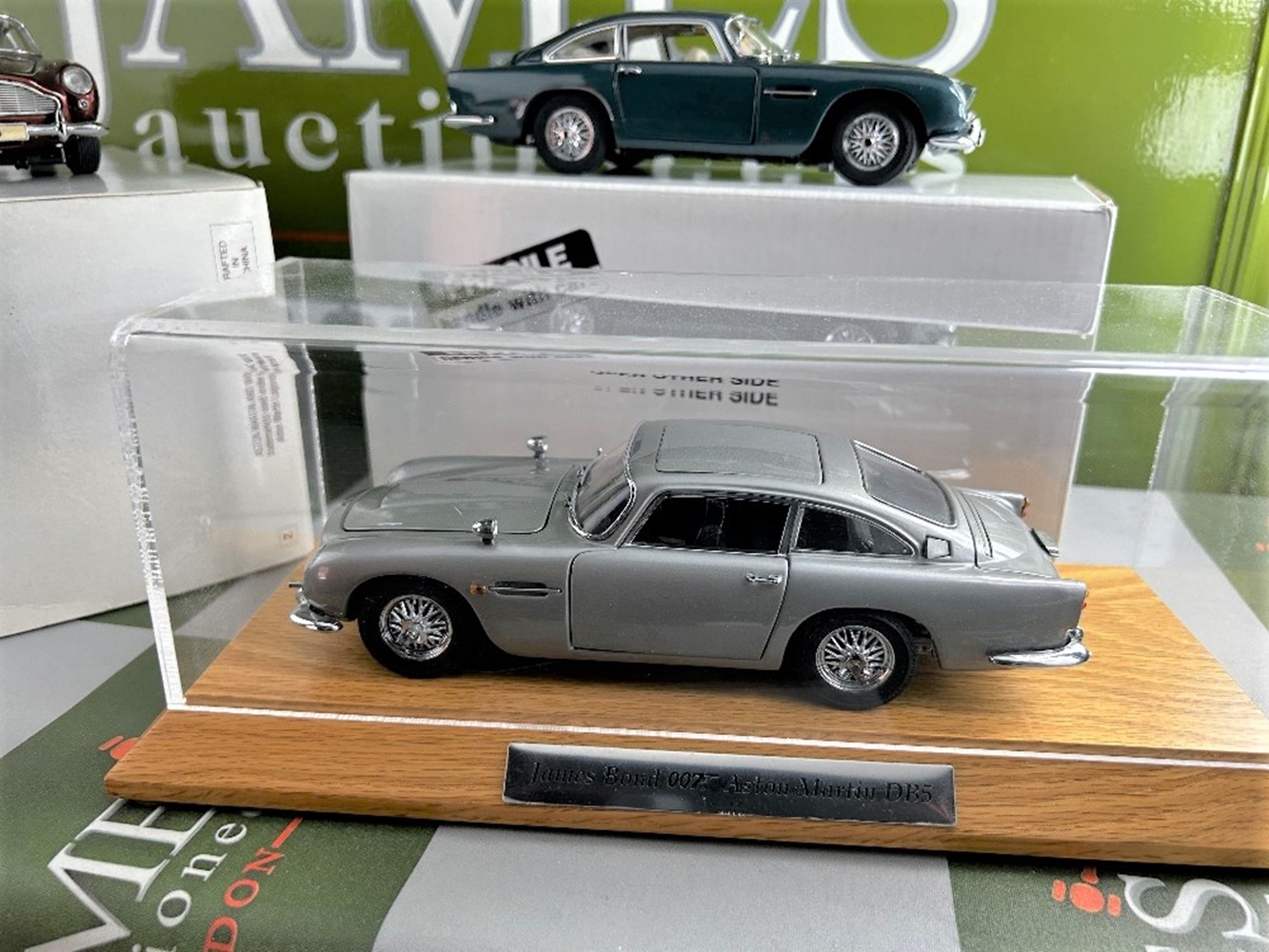 Danbury Mint 1964 Aston Martin DB5 Complete Collection - Image 3 of 8