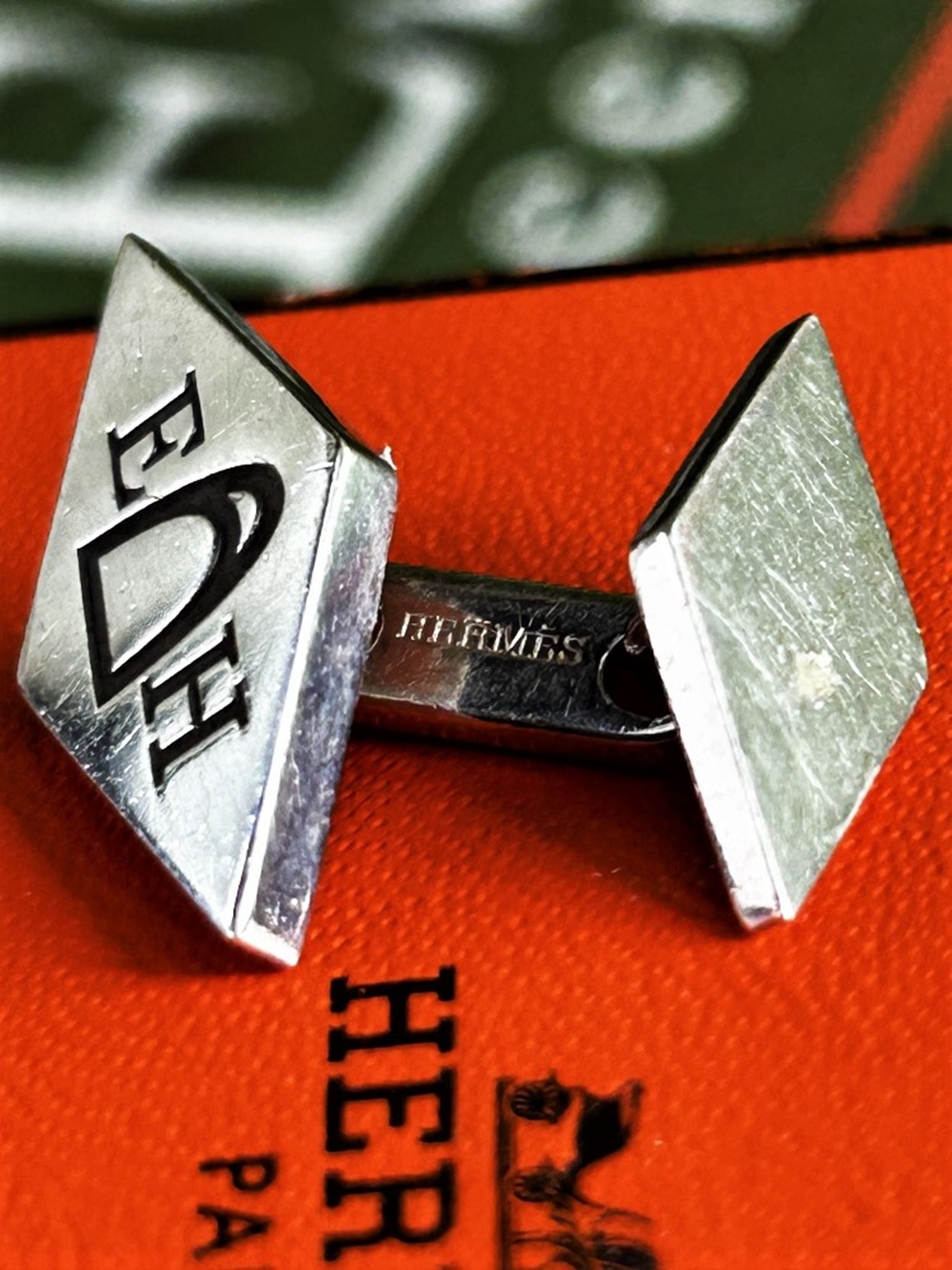 SOLD VIA BUY IT NOW-PLEASE DO NOT BID-Hermes Paris Double Diamond Logo Silver Cufflinks - Image 3 of 4