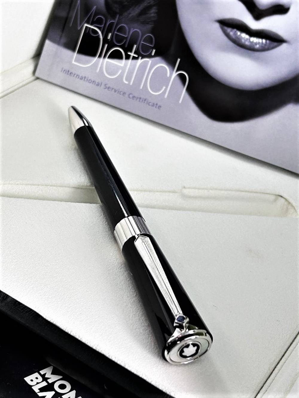 Montblanc Marlene Dietrich Special Edition Ballpoint Pen - Image 9 of 11